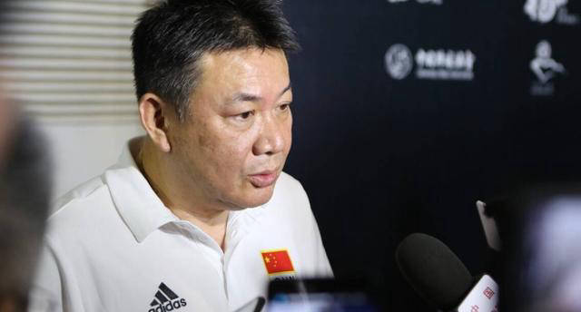 中国女排惨败引蔡斌下课呼声高涨,用人决策备受争议