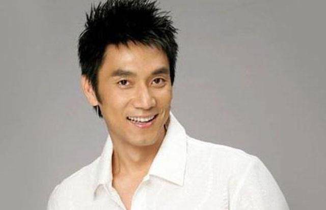 如今身价过亿:郎朗为他开车门,直呼张国立名字_林依轮_黄琏_西华