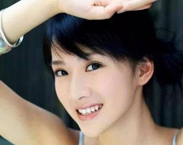 她父亲是陈道明却无人知,出道多年无绯闻不炒作,如今成知名演员_陈格