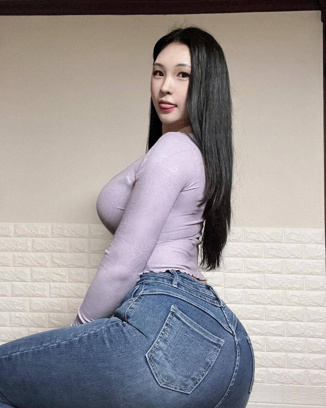 绝顶身材合集(一个人的时候在看)