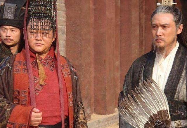 刘阿斗在诸葛亮临死前说了些话,诸葛亮才恍然大悟,原来阿斗不傻_刘备