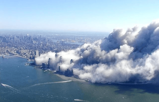 老照片:2001年9月11日,23张高清彩照再现美国911恐怖袭击事件!