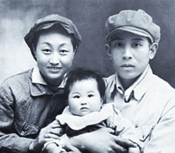 江姐老公的前妻:冒着生命危险将江姐儿子抚养长大,同样值得尊敬