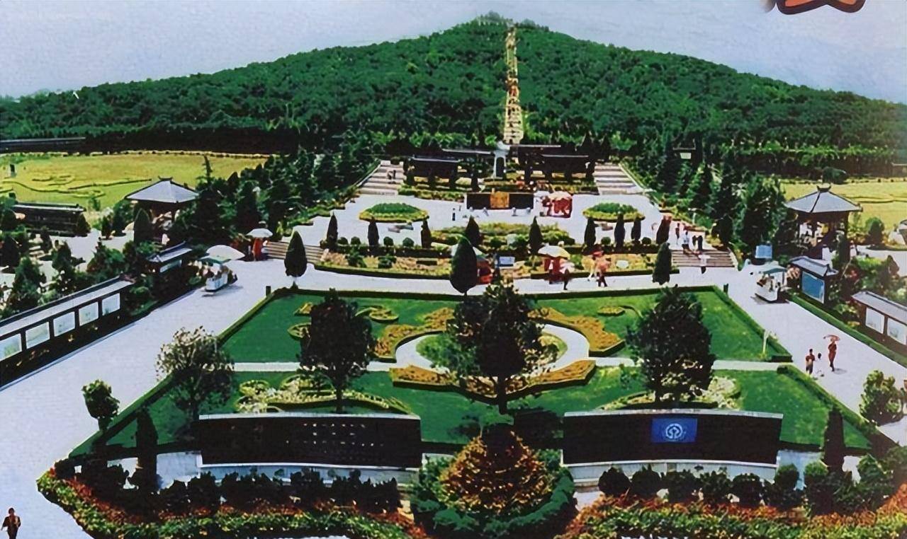 我国龙脉上葬的3个人,一个不能挖,一个不敢挖,另外一个挖不开