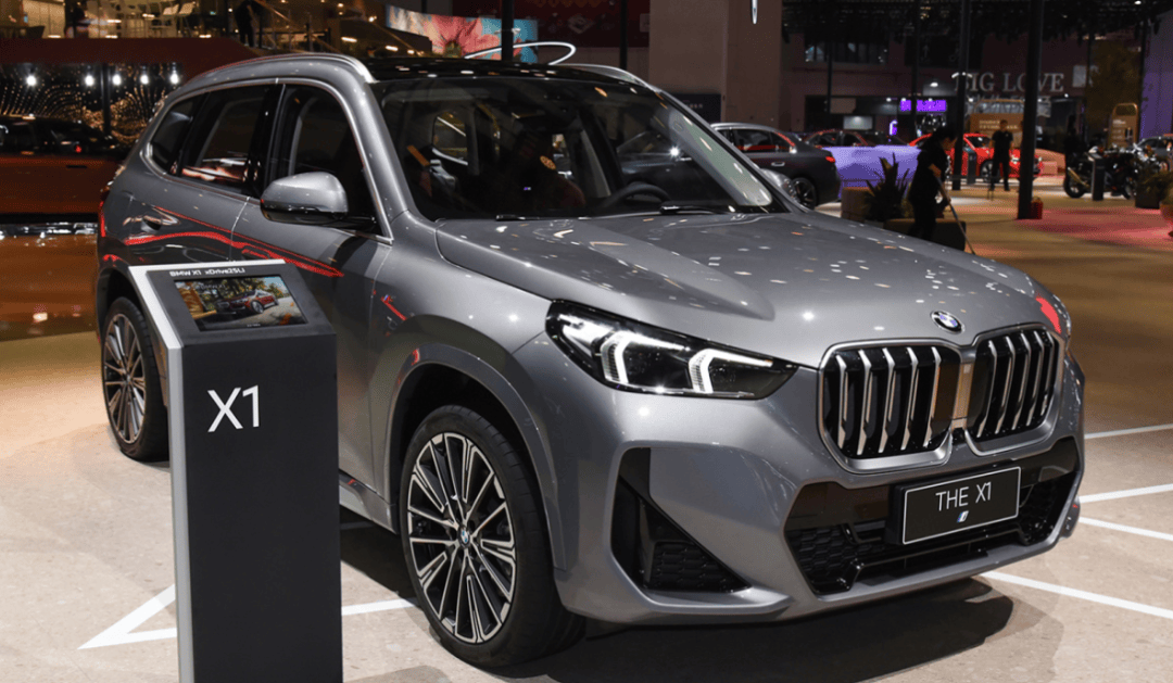 50万实力只卖18万,颜值拉爆帕拉梅拉,这才是豪华suv"标杆",2.