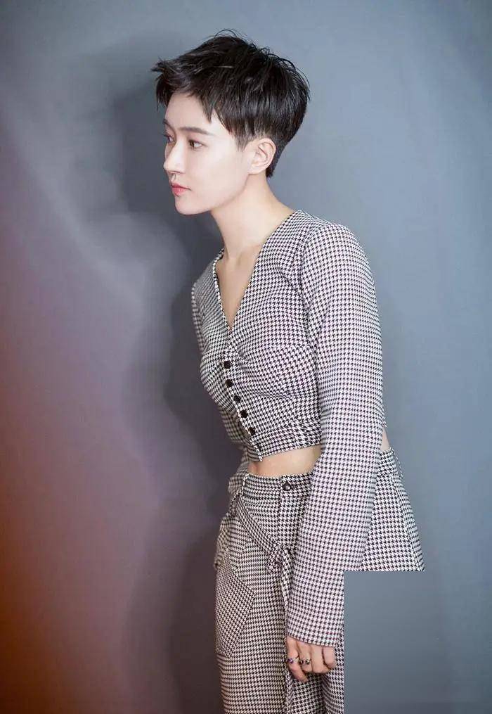 焦俊艳,人间极品的女神,才华与魅力的极致展现!