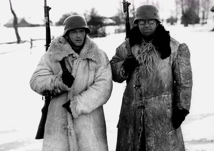 看看德军穿得像熊大和熊二一样,就知道东线战场到底有多冷