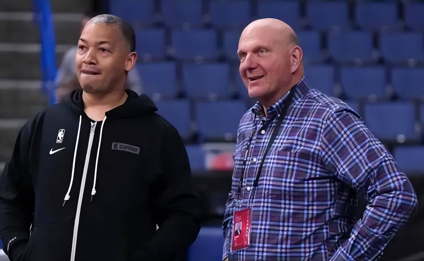 今夏第一笔重磅签约,7000万人生赢家,艾弗森惨成背景帝_泰伦·卢_主