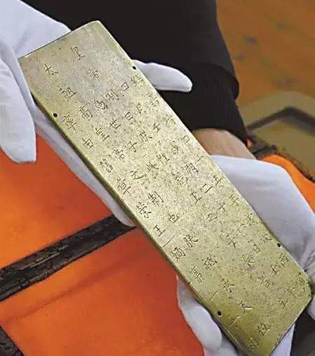 全村人靠盗宝暴富,7岁小孩都会潜水摸宝,一个虎钮就卖800万