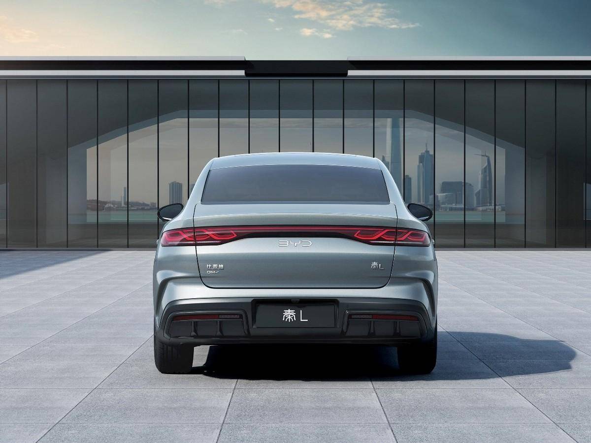 不到10万起售的中型插混轿车,秦l dm-i来了,不愧是比亚迪