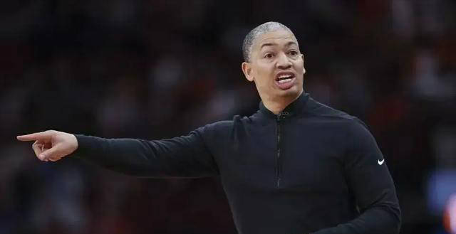 泰伦卢签下丰厚大合同,快船锁定替补顶梁柱,哈登或寻新归属