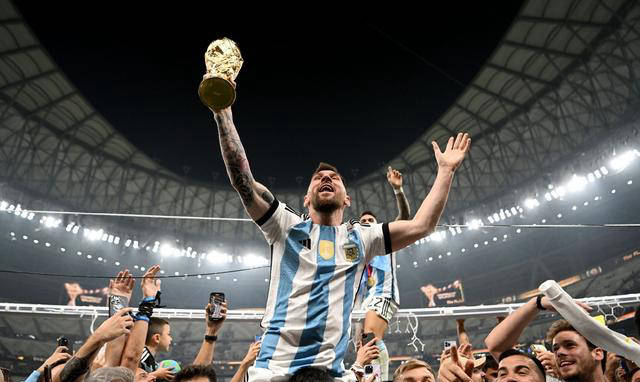 作为美洲杯和世界杯的卫冕冠军,并且拥有梅西,因此阿根廷国家队成为了