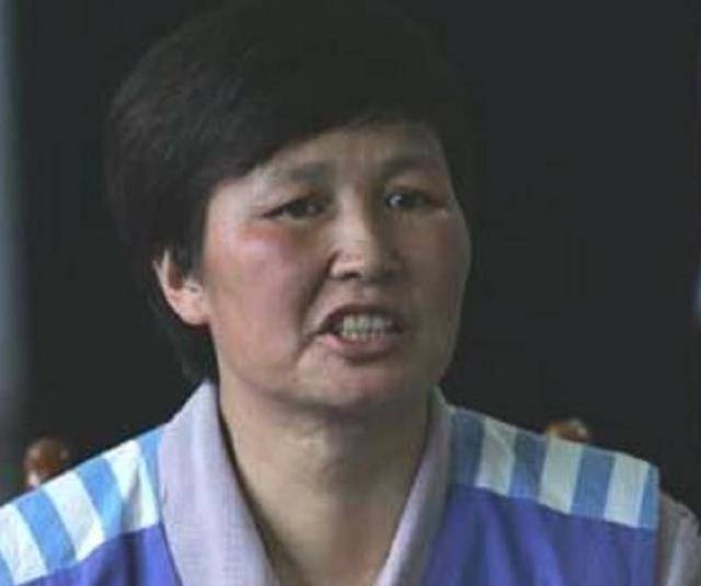 人贩子彭洪菊:拆散85个家庭,逃亡时被卖到山西,老公折磨其12年