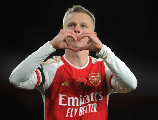 欧洲转会动态:5000万签约阿森纳前锋,曼城真核或分期加盟巴萨