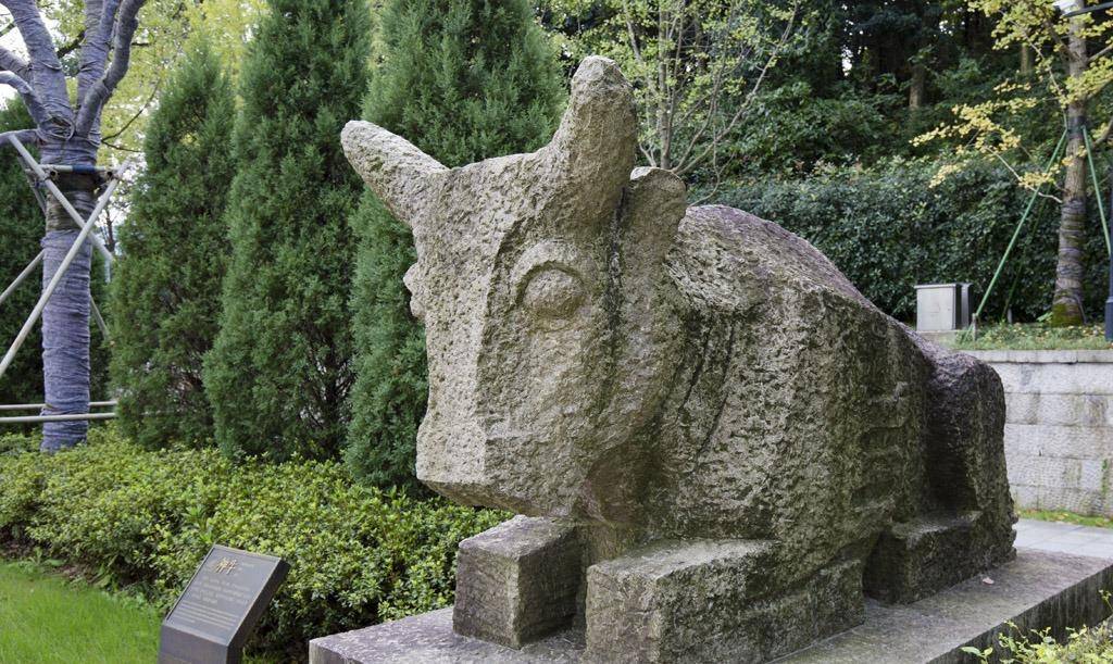 你知道吗?帮助大禹治水成功的这十二对远古神兽的来历