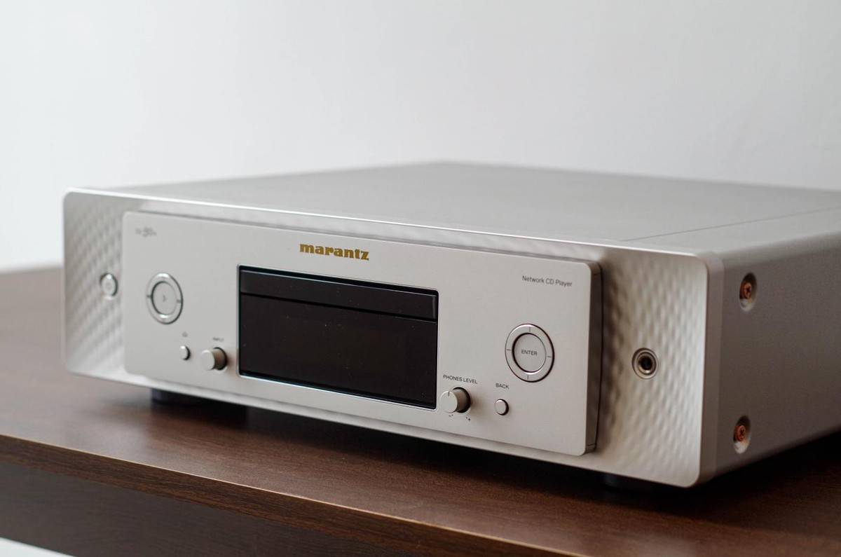 也就是不需要去手动开功放,可见马兰士的用心