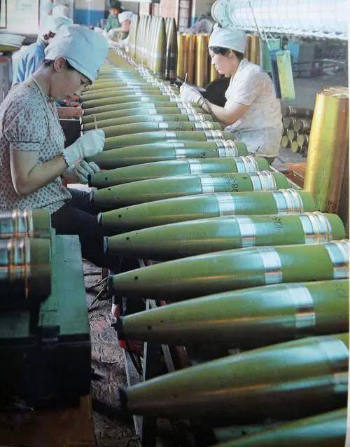 一条炮弹生产线年产15万发或20万发才是合理的,然后安排数个厂,若干条