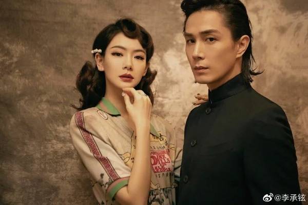 张若昀小说走出来的妻奴! 8位宠妻男星,张若昀为妻种树,邓超也不输