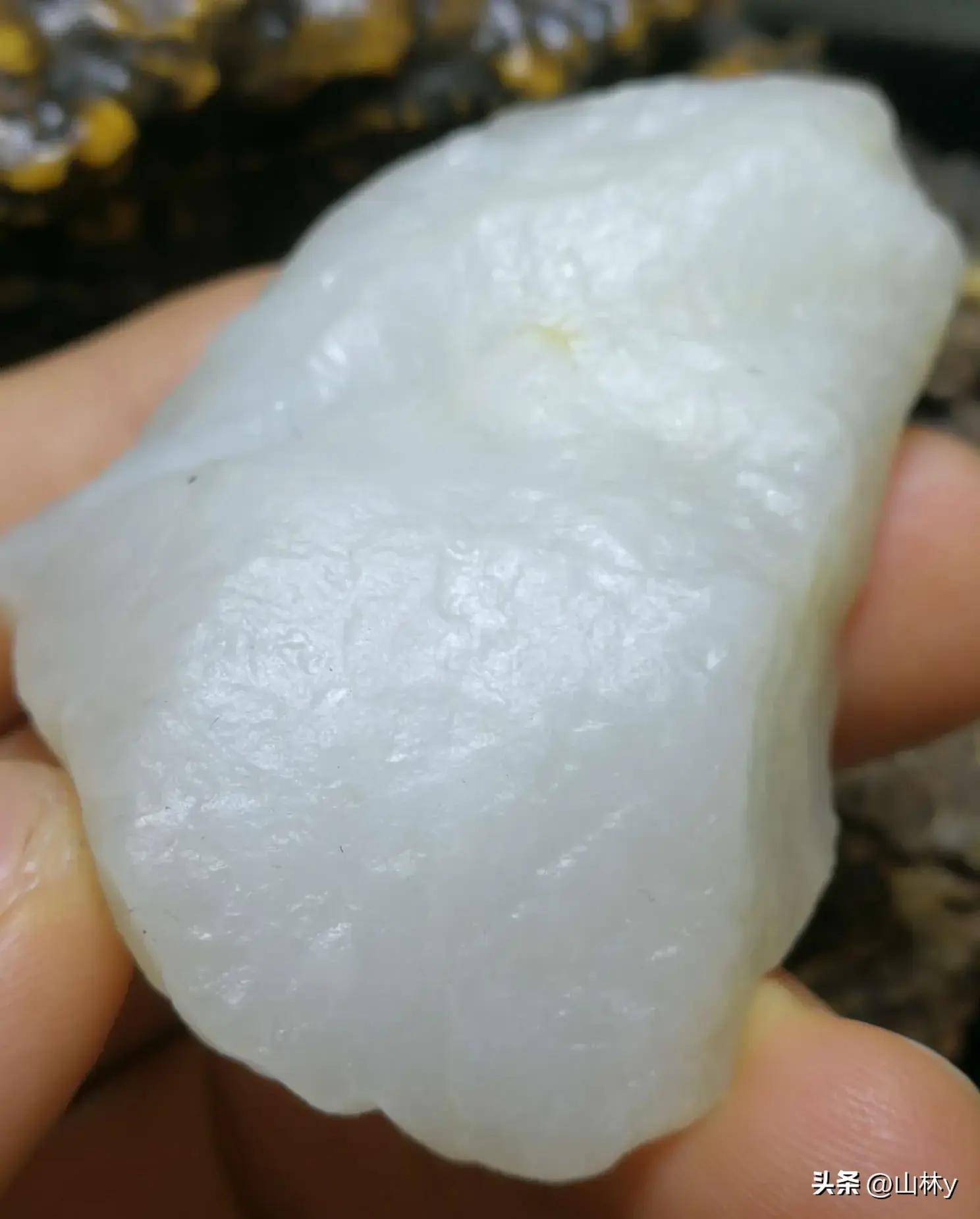 顶级羊脂玉极品,温润透亮,爱不释手