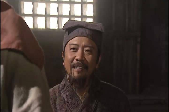 而随着石秀和杨雄的到来,晁盖以坏了梁山名声为由要杀了这两人,宋江却