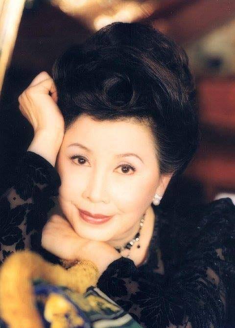 香港女星开心庆祝84岁生日,曾勇闯国际获奖,录内地节目镜头全剪