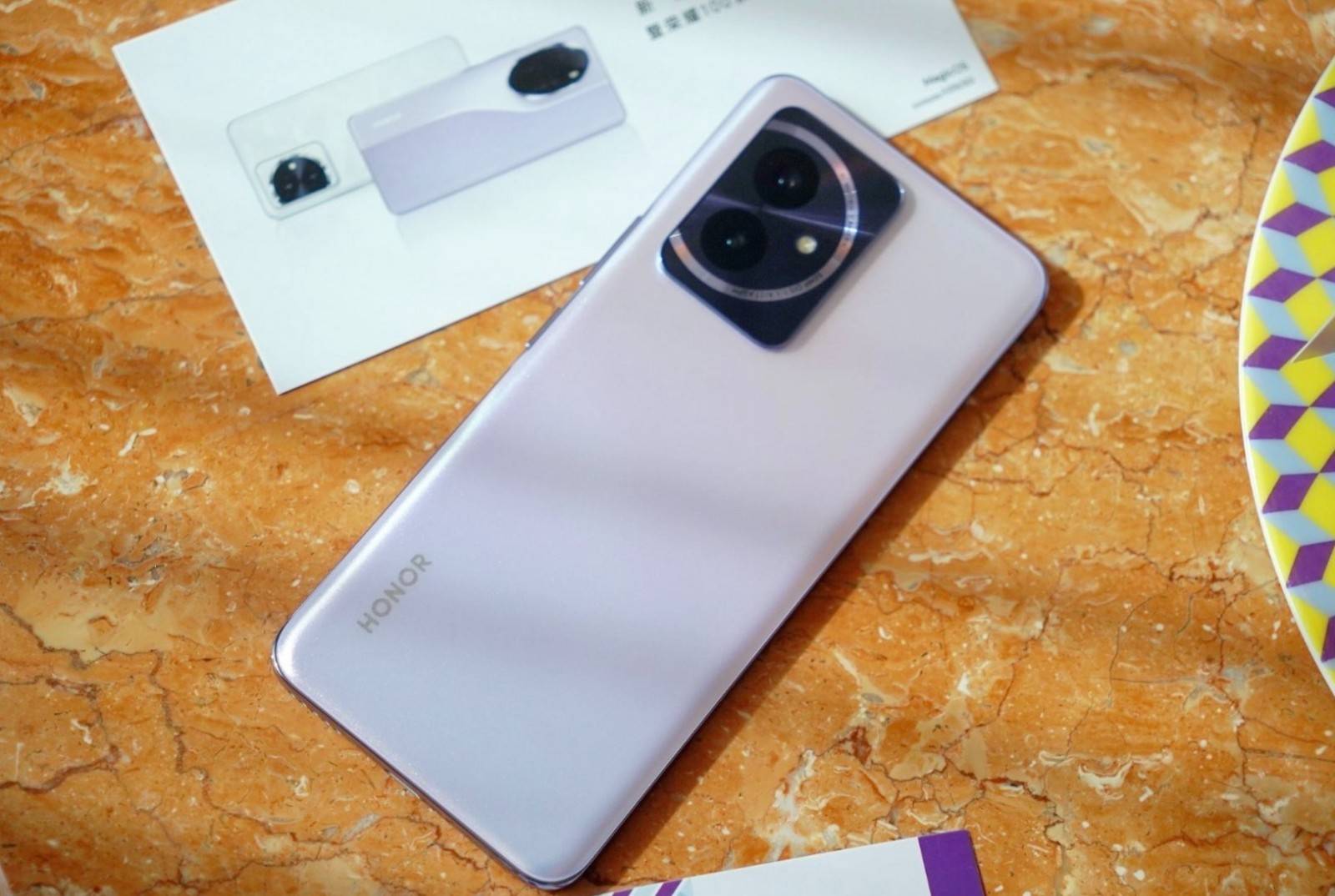 荣耀拍照手机大跳水,5000万主摄 3840hz 12gb 256gb,低至1706元