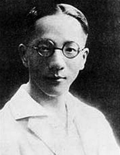 自比杜甫还厉害的狂人,追求过众多名媛,精通算命,为