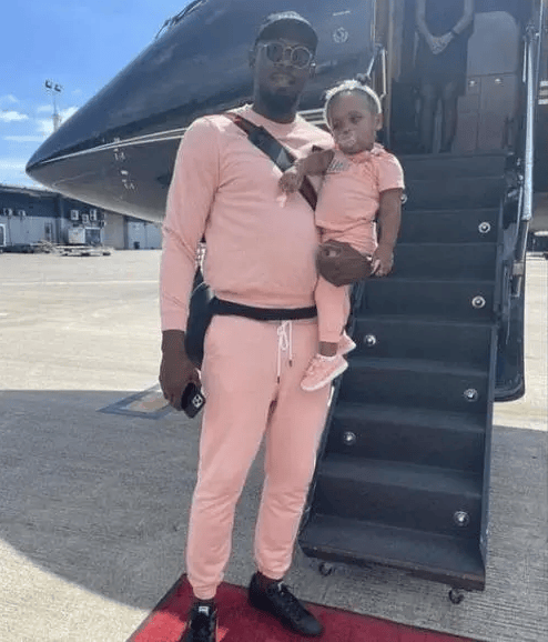 博尔特:退役7年生3个孩子,身材发福,6块腹肌变一滩肉