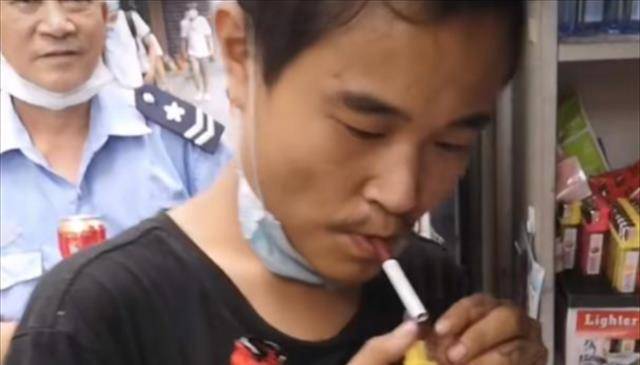 "山寨机鼻祖"陈金陵:负债千万,妻子跑路,如今痴傻流落街头