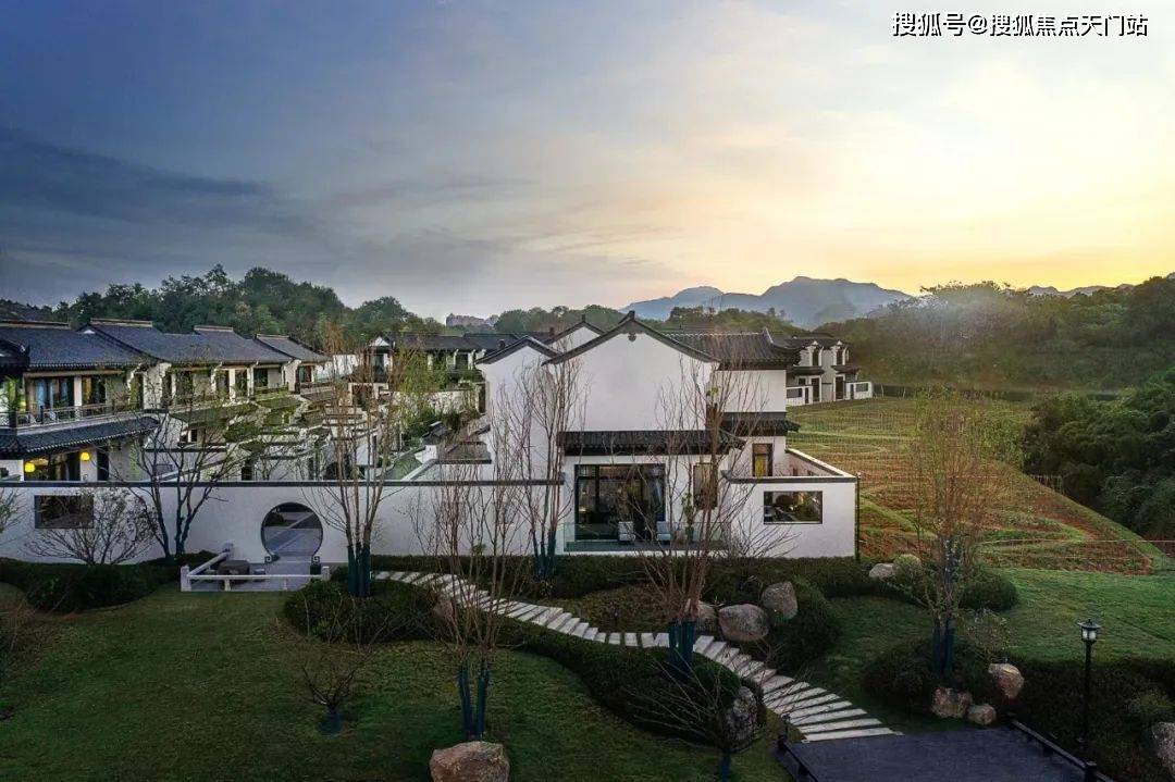义乌桃李春风售楼处-蓝城桃李春风开发商-中式合院/山水叠墅-售楼电话