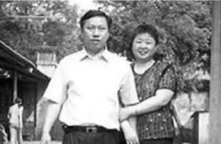湖南"槟榔大王"家族内斗史:盲人富豪去世,亿万家产引争端