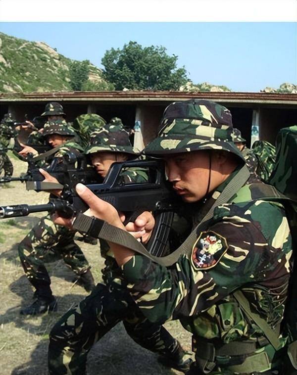 中国新兵参军入伍前,为啥第一件事就要注销掉户口?_户籍_军人_部队