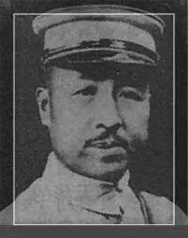 他们将直隶督军曹锟拉入了阵营,又召集北洋各省督军和督军代表(除长江