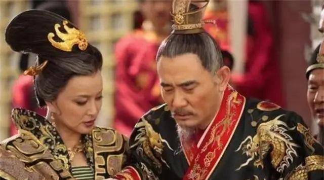 皇帝为羞辱宰相,将50岁乳母嫁给他,结婚当晚他却大喊:万岁!