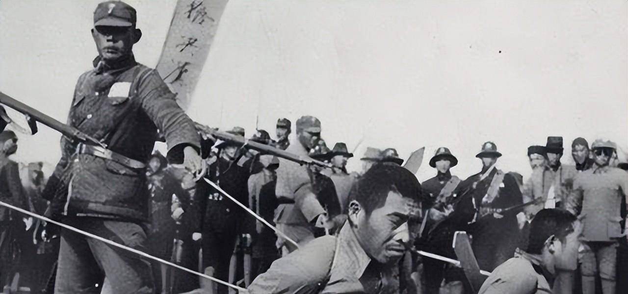 一天凌晨,北京公安局成功抓捕了祁继忠.