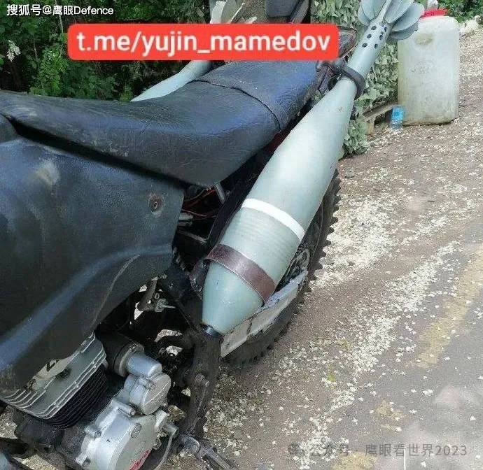 比蒙古马更好用!俄军用摩托车战场突击,运炮弹:都是被乌军逼的