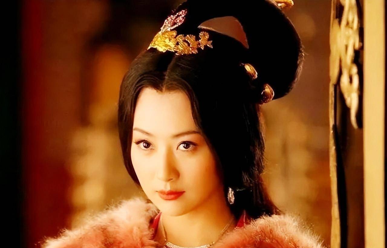 《隋唐演义》中,萧皇后一生嫁六次,年过半百仍被争抢是真的吗?