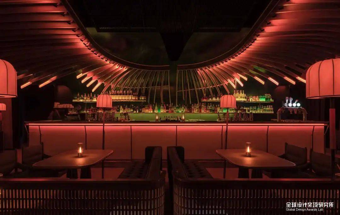 获奖者:hdc蜂鸟设计 hdc design作品名称:ministry of crab餐厅&酒吧