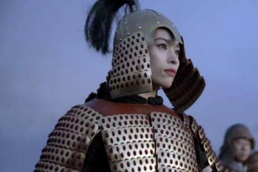 "女版成吉思汗"满都海:32岁嫁给4岁的丈夫,后连生8子_蒙古帝国_部落