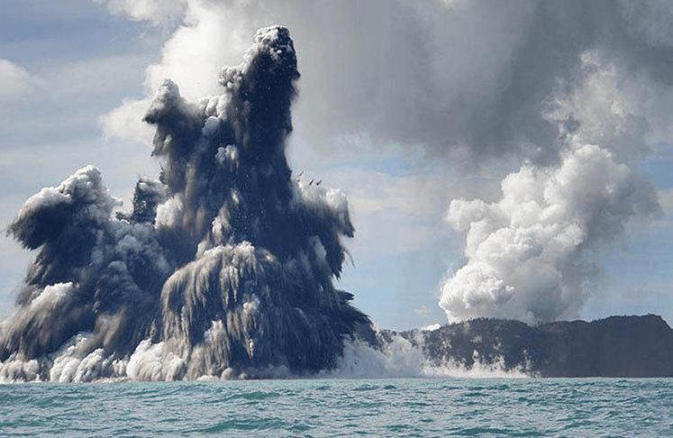 世界上最深的海沟,一年吞掉3亿吨海水,为何海平面没有下降?