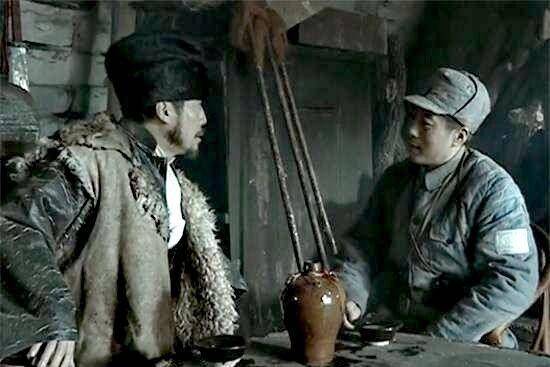 民国时期军阀混战,不少杂牌军的散兵游勇战败后不愿投降或接受改编,便