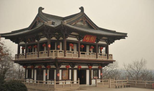 扬州大明寺有三宝,两块石头一座塔,皆是来历不凡