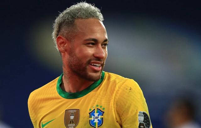 内马尔的言论突出支持维尼修斯获金球奖,尽管欧洲杯和美洲杯尚未展开