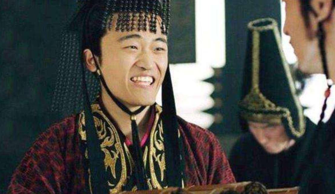 刘禅写三字投降,司马昭看后笑到:免死,臣子不解,昭:倒过来看