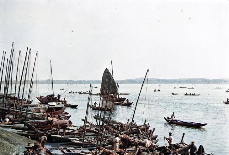 老照片:民国武汉,武昌城墙壮观洪山宝塔耸立,汉江码头百舸千帆