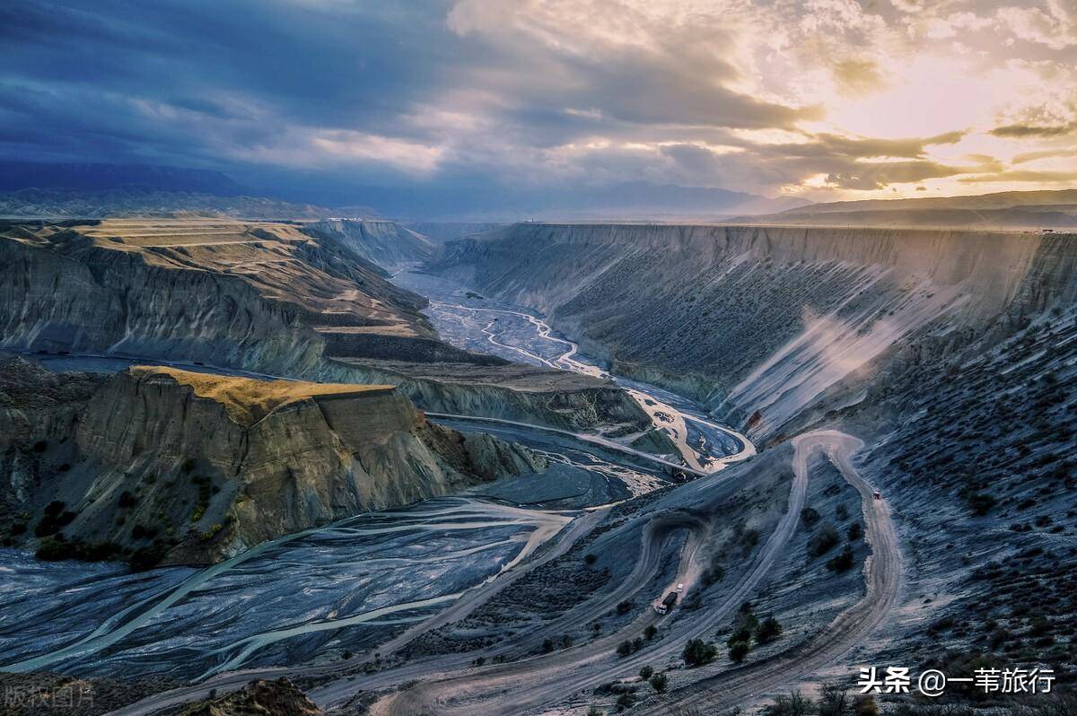 安集海大峡谷是个什么样的地方,值得去吗