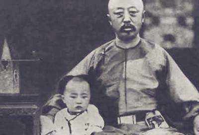 他是光绪帝的亲生父亲,儿子当了皇帝,却还怕宫中的一女人!