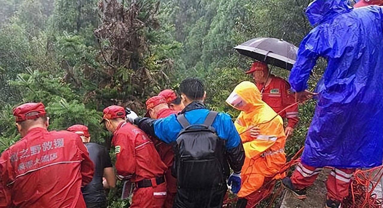 乘车遇害,生命最后一刻曾呼救,1年后司机执死刑_赵女士_赵培辰_小时