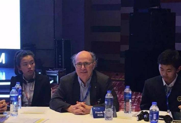 上海高中女生,15岁破解世界难题,拒绝央视采访的理由很清奇