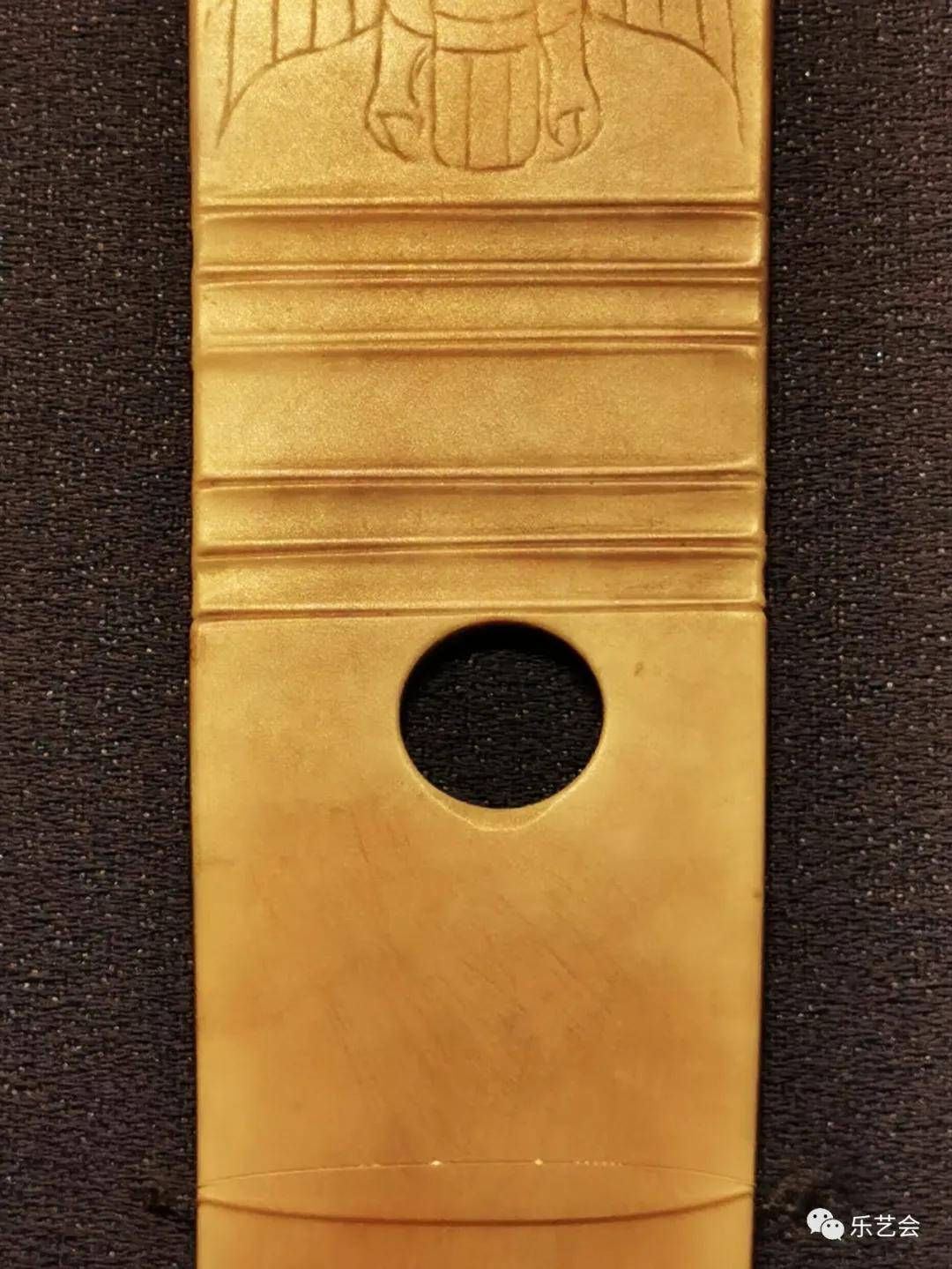 新石器时代 鹰纹玉圭芮城出土新石器时代 玉琮《玉韫华夏》展厅替换了